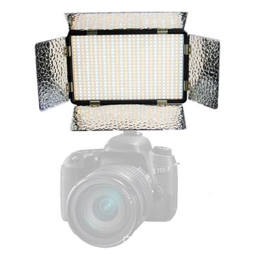 Lumina video portabilă cu LED-uri 520 LED-uri cu baterie NP-F550 de 2500mAh Lumina de umplere pentru fotografiere în studioul foto